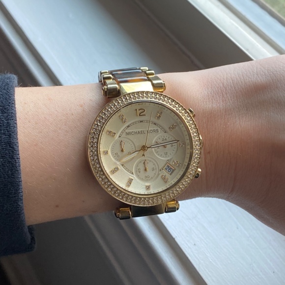 Michael Kors Woman’s Watch - Picture 2 of 3